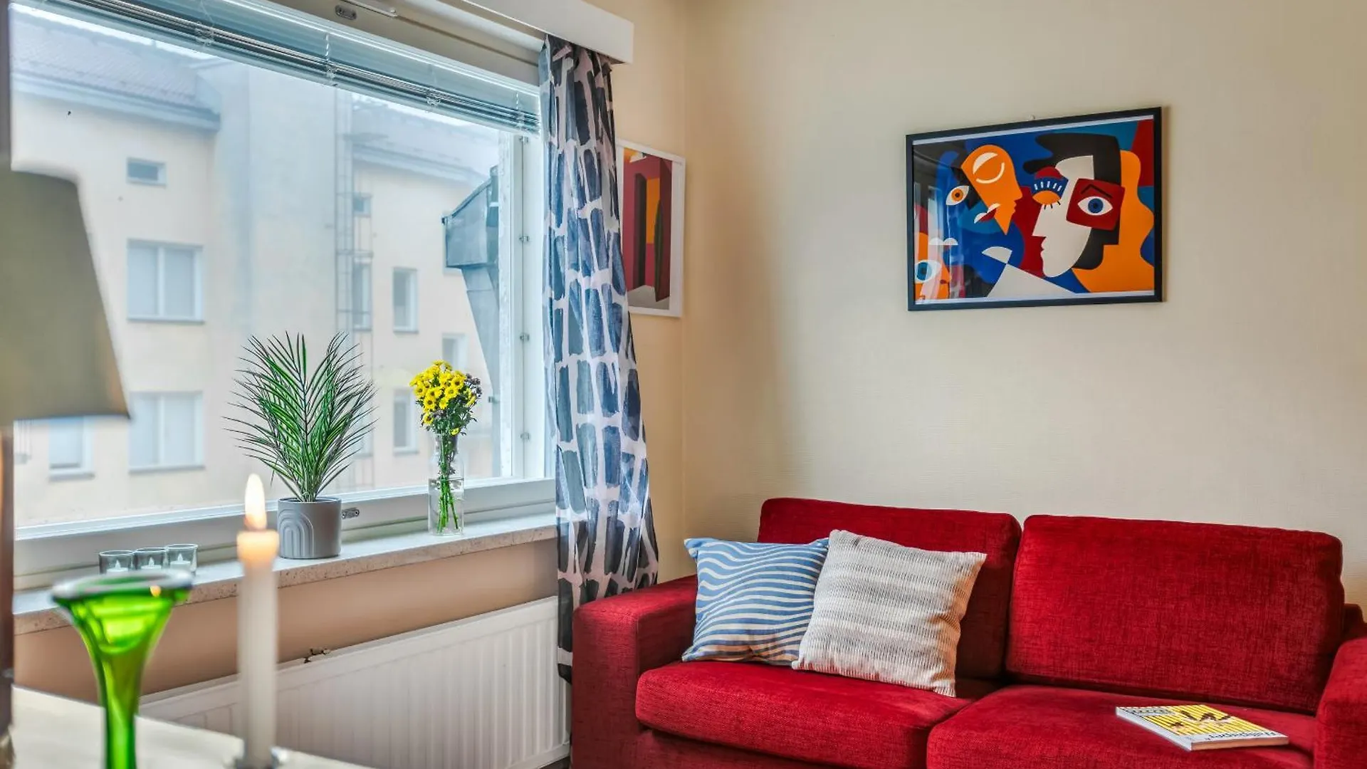 Vibrant And Central W Netflix, Wifi, 200M Tram And Bus Helsinki 0*,